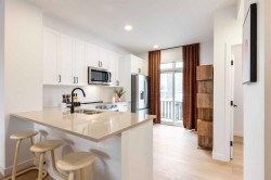 1203-30 Rochester View NWCalgary, AB T3L 0M8