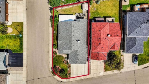 144 Hillcrest Cape, Strathmore, AB 