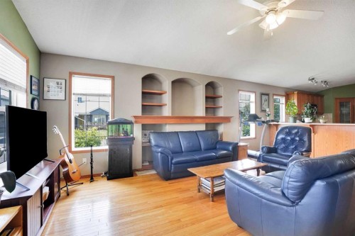 144 Hillcrest Cape, Strathmore, AB 