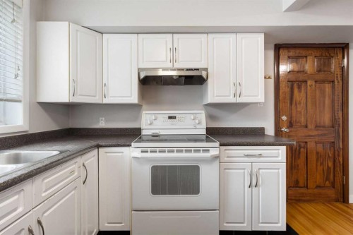 128 40 Avenue Nw, Calgary, AB 