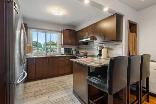 128 40 Avenue Nw, Calgary, AB 