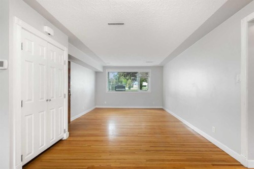 128 40 Avenue Nw, Calgary, AB 