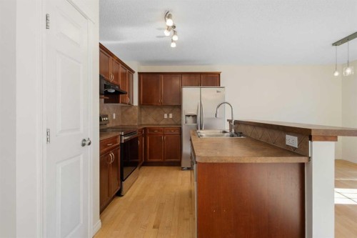 78 Cougar Plateau Way Sw, Calgary, AB 