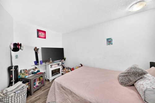 37 Falton Drive Ne, Calgary, AB 