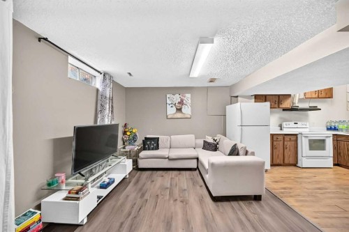 37 Falton Drive Ne, Calgary, AB 