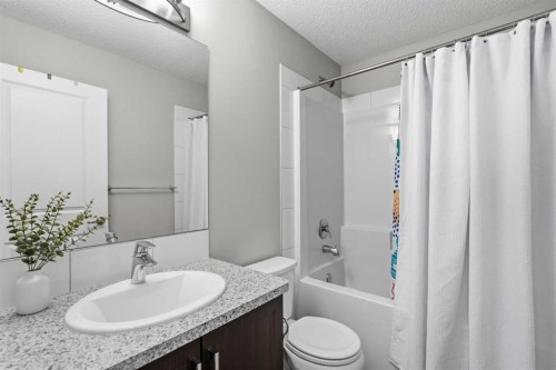 95 Corner Meadows Villas Ne, Calgary, AB 