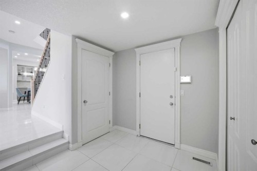 1433 Strathcona Drive Sw, Calgary, AB 