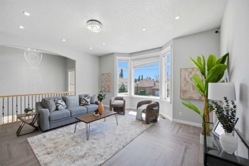 1433 Strathcona Drive Sw, Calgary, AB 