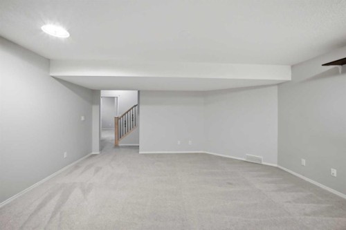 1433 Strathcona Drive Sw, Calgary, AB 