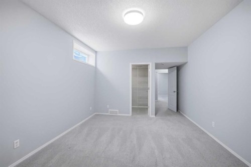 1433 Strathcona Drive Sw, Calgary, AB 