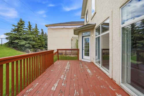 1433 Strathcona Drive Sw, Calgary, AB 