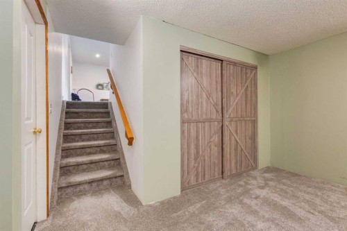 27 Midlake Place Se, Calgary, AB 