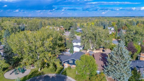 27 Midlake Place Se, Calgary, AB 