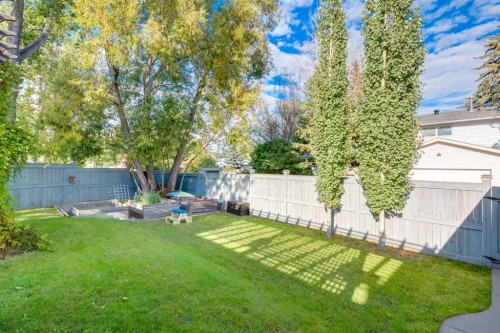 27 Midlake Place Se, Calgary, AB 