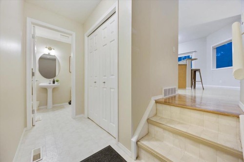 47 Patterson Hill Sw, Calgary, AB 