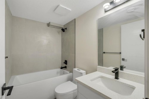 4112 13 Avenue Ne, Calgary, AB 