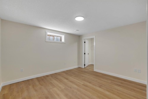4112 13 Avenue Ne, Calgary, AB 