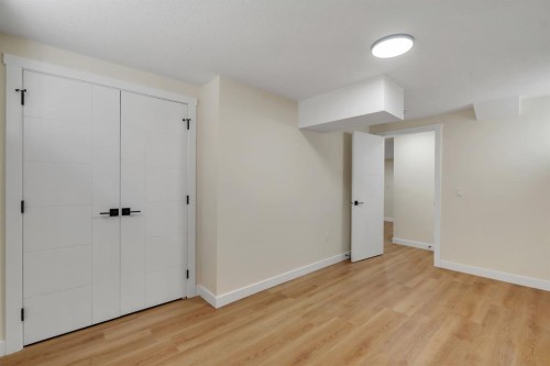 4112 13 Avenue Ne, Calgary, AB 