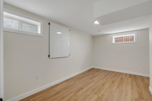 4112 13 Avenue Ne, Calgary, AB 