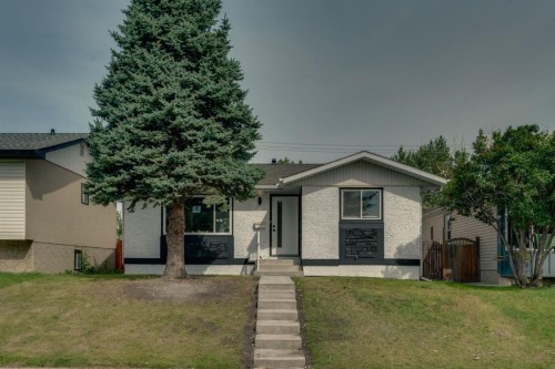 4112 13 Avenue Ne, Calgary, AB 