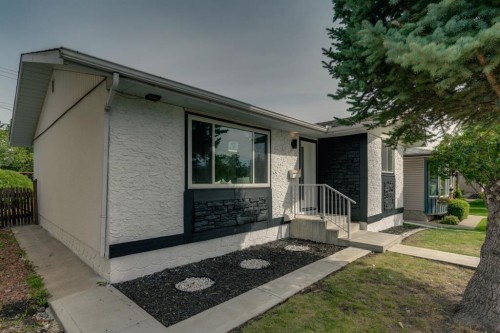 4112 13 Avenue Ne, Calgary, AB 