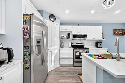 216 Mt Apex Green Se, Calgary, AB 
