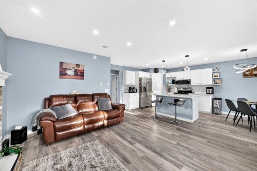 216 Mt Apex Green Se, Calgary, AB 
