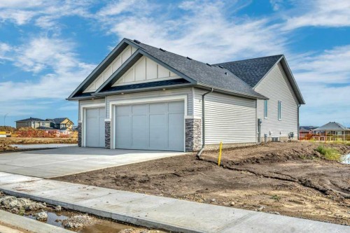 30 Bridges Way, Langdon, AB 