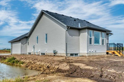 30 Bridges Way, Langdon, AB 