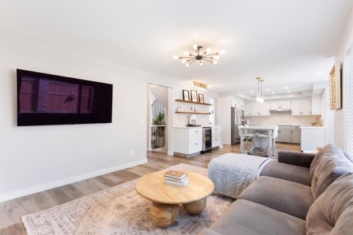 47 Canterbury Court Sw, Calgary, AB 