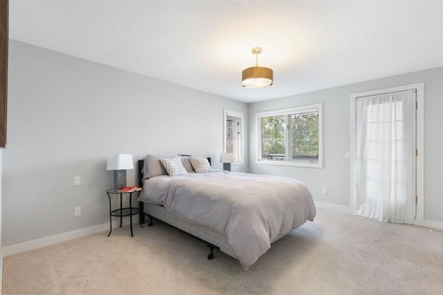 47 Canterbury Court Sw, Calgary, AB 