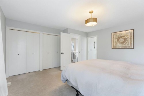 47 Canterbury Court Sw, Calgary, AB 
