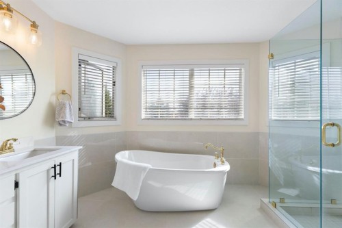 47 Canterbury Court Sw, Calgary, AB 