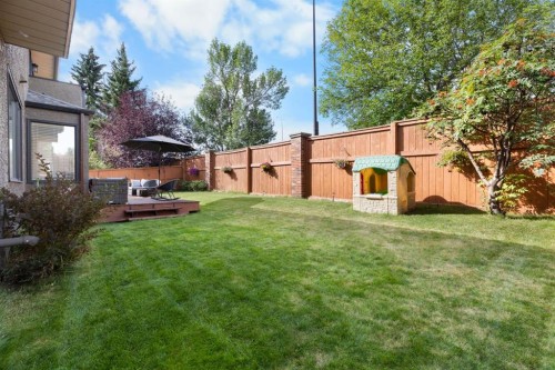 47 Canterbury Court Sw, Calgary, AB 