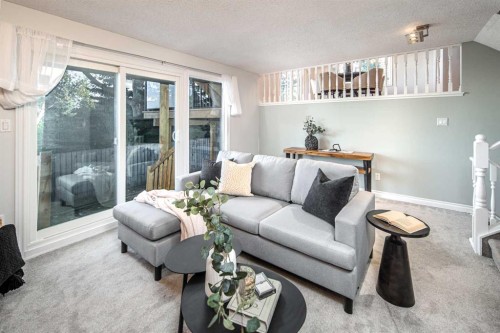 44 Stradwick Way Sw, Calgary, AB 