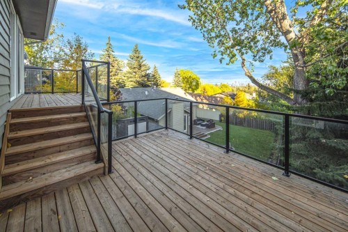 44 Stradwick Way Sw, Calgary, AB 