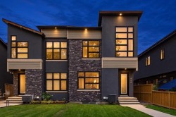 406 33 Avenue NW Calgary, AB T2K 0B4