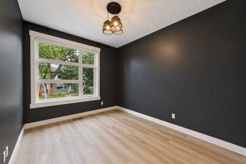 406 33 Avenue Nw, Calgary, AB 