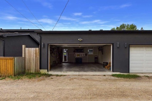 406 33 Avenue Nw, Calgary, AB 