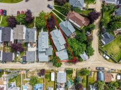 32 Country Hills Mews NWCalgary, AB T3K 4S4