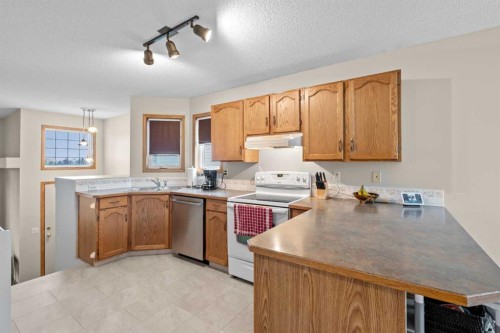32 Country Hills Mews Nw, Calgary, AB 