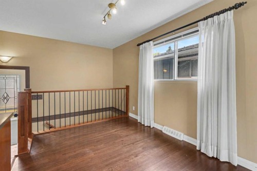 23 Arbour Crescent Se, Calgary, AB 
