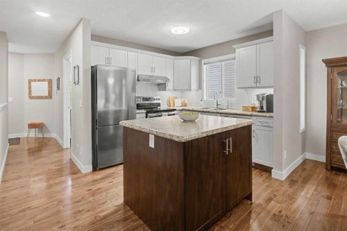 138 Hawkstone Manor Nw, Calgary, AB 