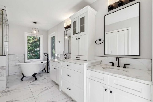 113 Hawkdale Bay Nw, Calgary, AB 
