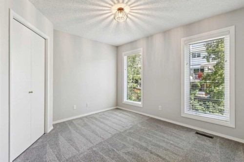 113 Hawkdale Bay Nw, Calgary, AB 