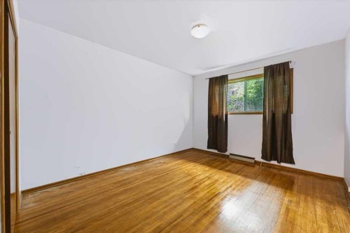 2731 & 2733-2731 17 Street Nw, Calgary, AB 