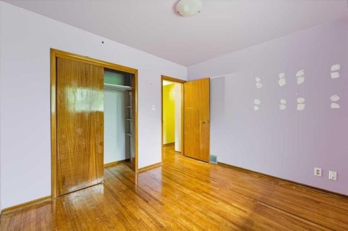 2731 & 2733-2731 17 Street Nw, Calgary, AB 