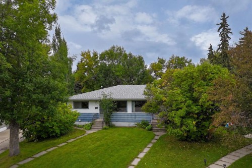 2731 & 2733-2731 17 Street Nw, Calgary, AB 