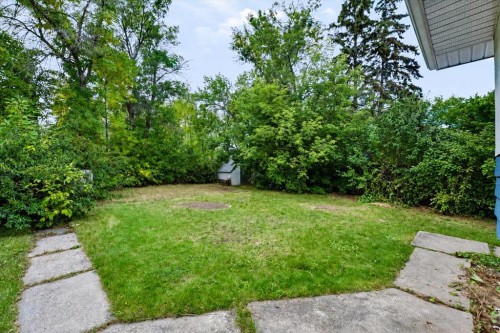 2731 & 2733-2731 17 Street Nw, Calgary, AB 