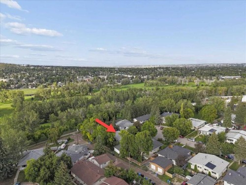 2731 & 2733-2731 17 Street Nw, Calgary, AB 
